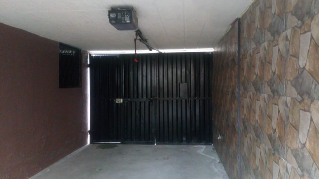 SE VENDE CASA NORTE DE QUITO