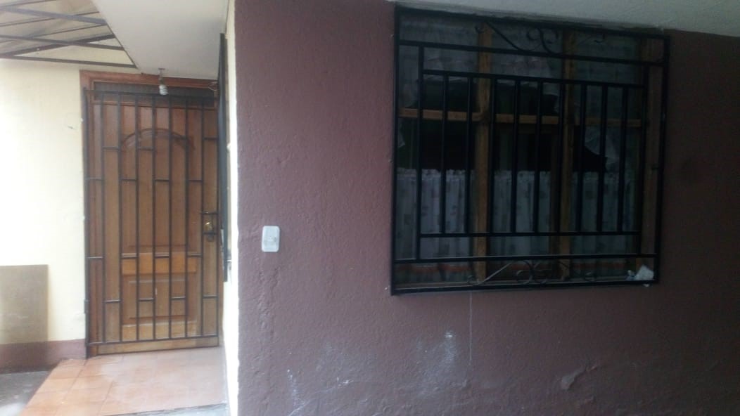 SE VENDE CASA NORTE DE QUITO