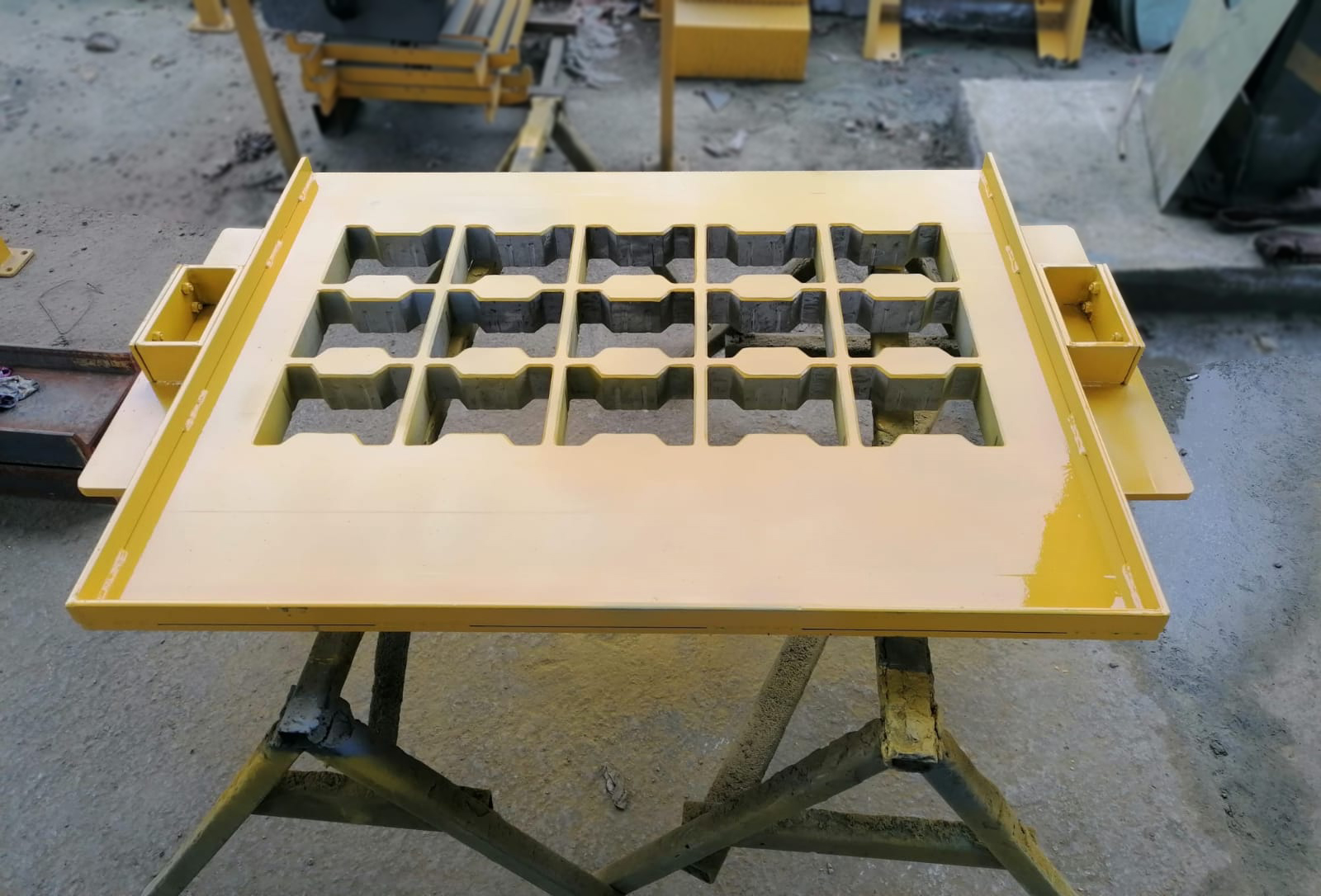 MOLDE PARA ADOQUINES