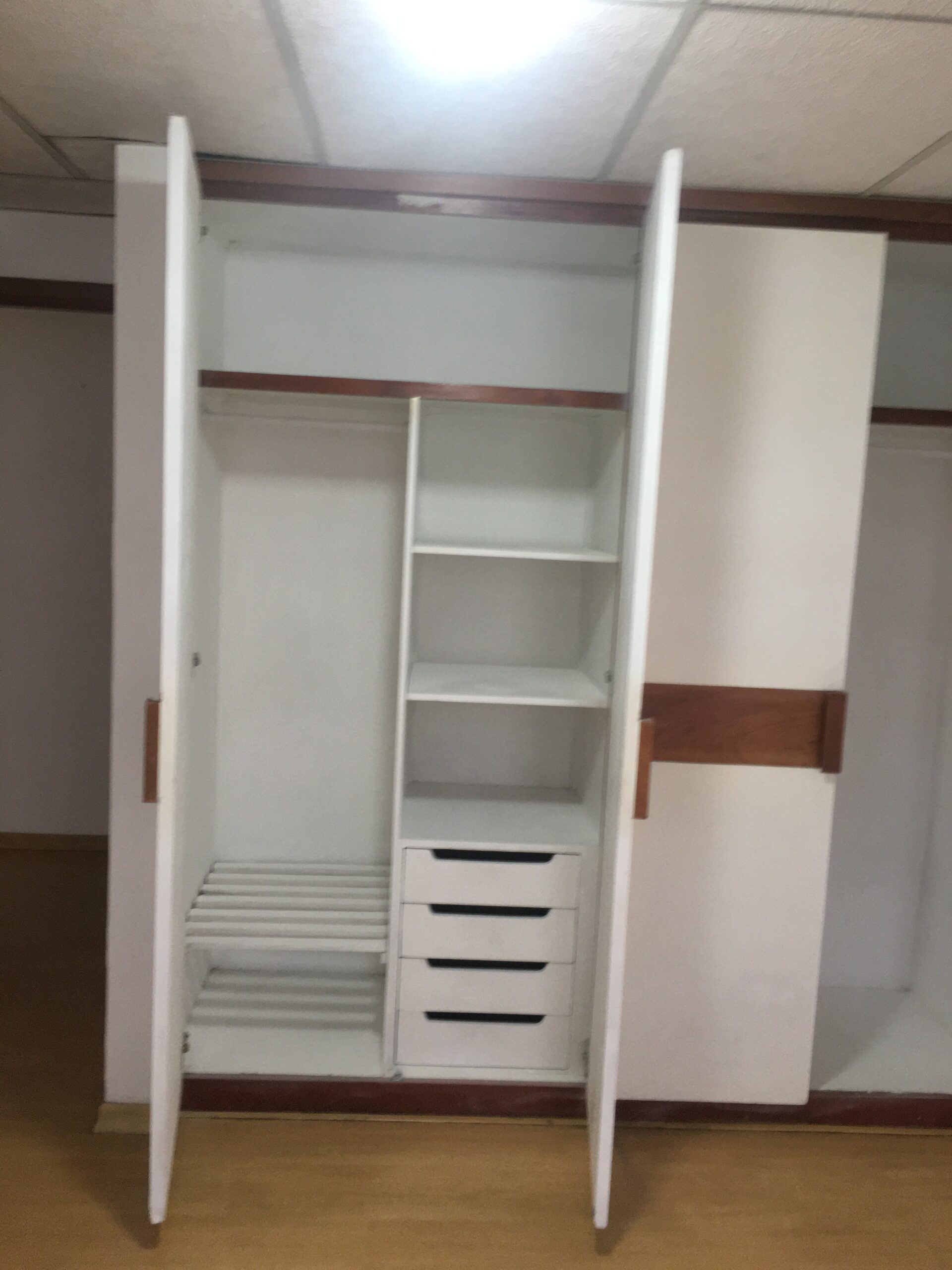 Arriendo departamento de tres dormitorios sector la Carolina