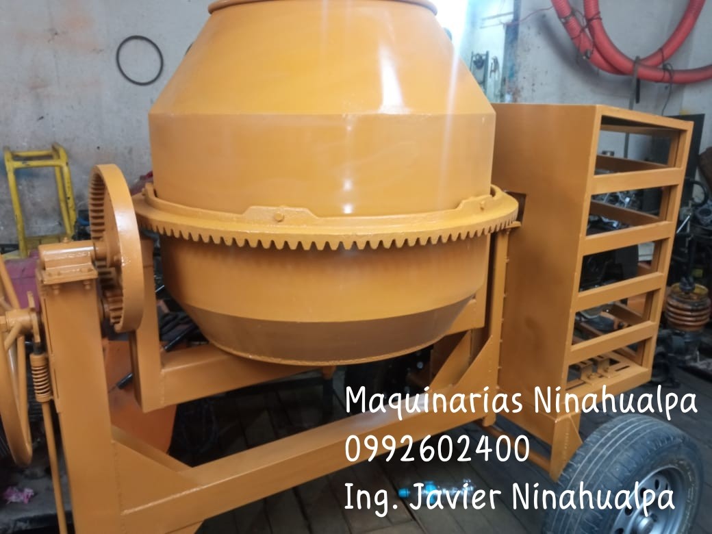 Concretera con motor modelo Gx-420 de 15 hp