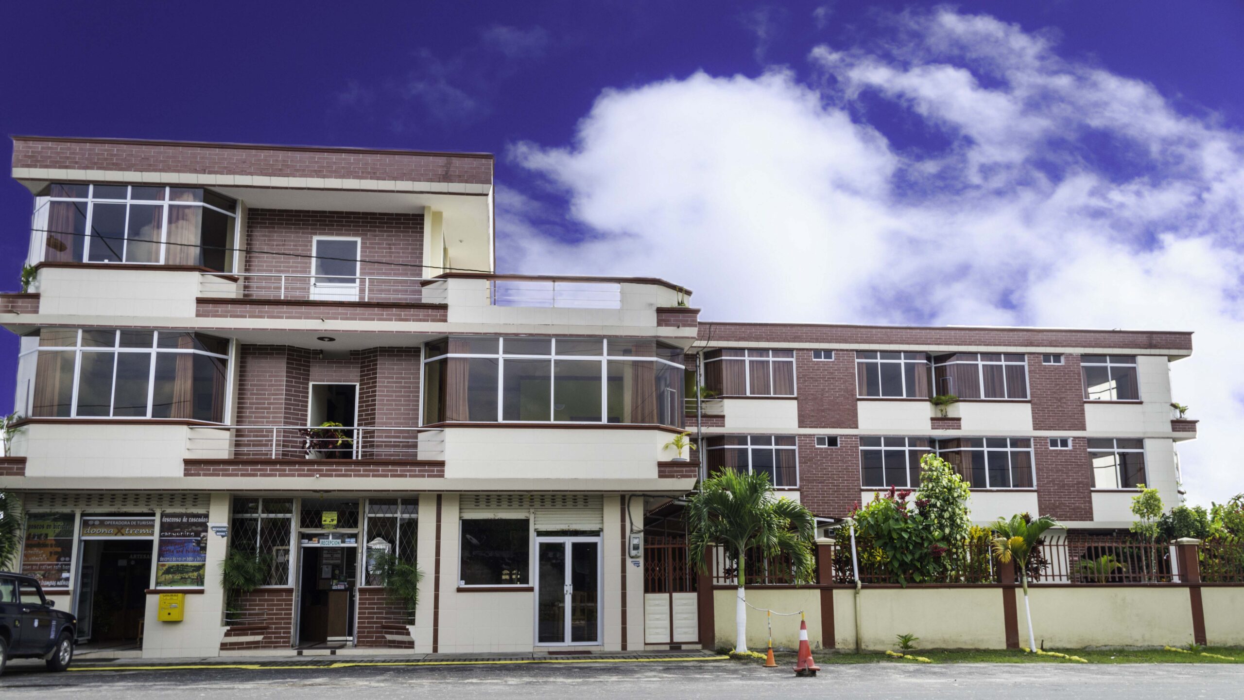 Hotel con piscina cerca de Tena y de sitios turísticos de Napo