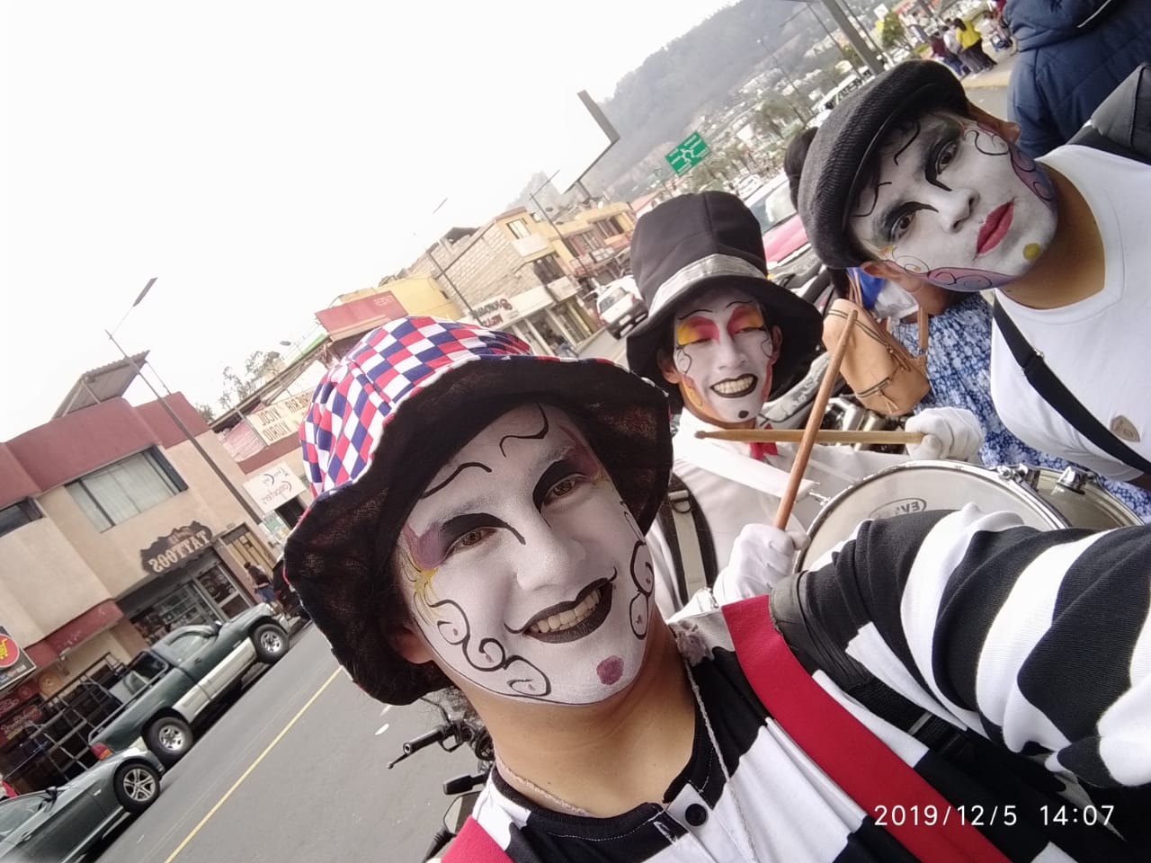 ZANQUEROS Y MIMOS PARA EVENTOS