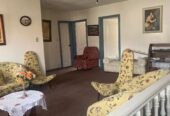 Casa amplia 2 pisos con buhardilla en Yanuncay