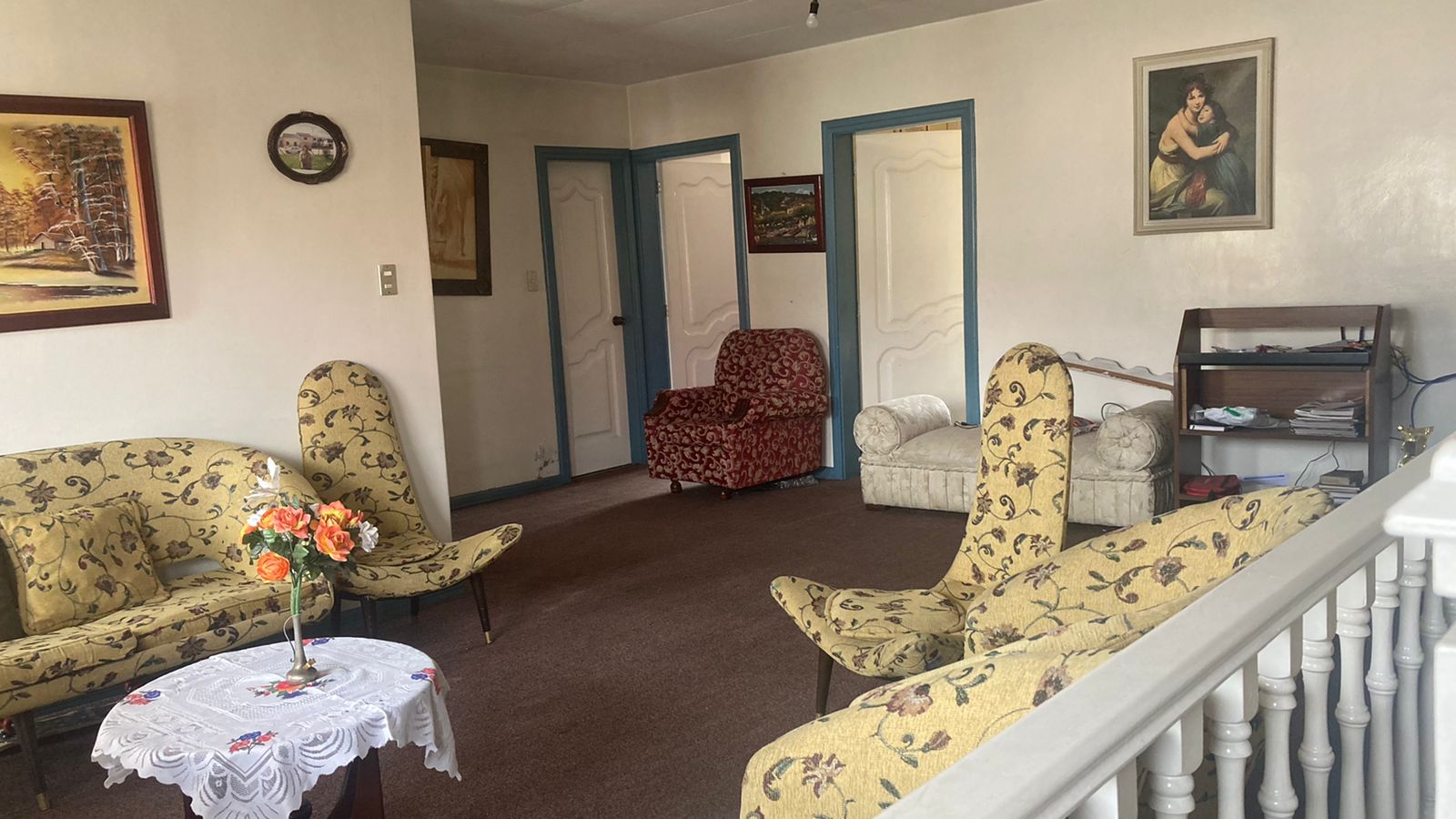 Casa amplia 2 pisos con buhardilla en Yanuncay